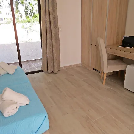 Hotel Loukas Beach